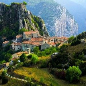 Meet your Posher, Lucy